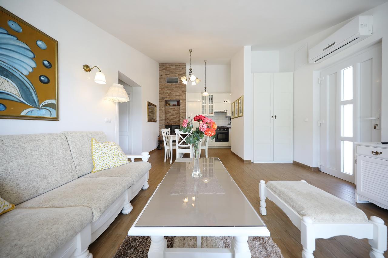 Apartments Mirakul Zadar Eksteriør bilde