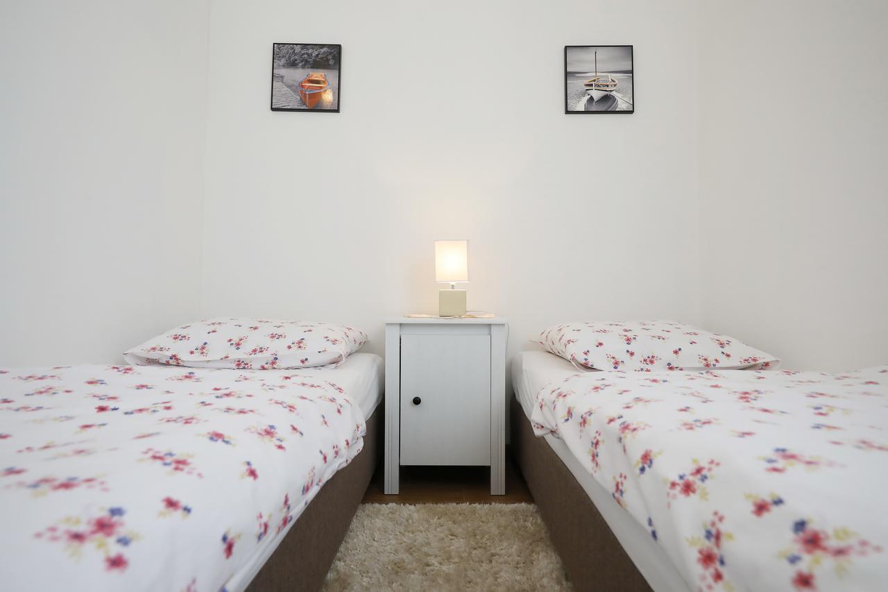 Apartments Mirakul Zadar Eksteriør bilde
