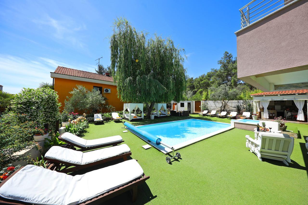 Apartments Mirakul Zadar Eksteriør bilde