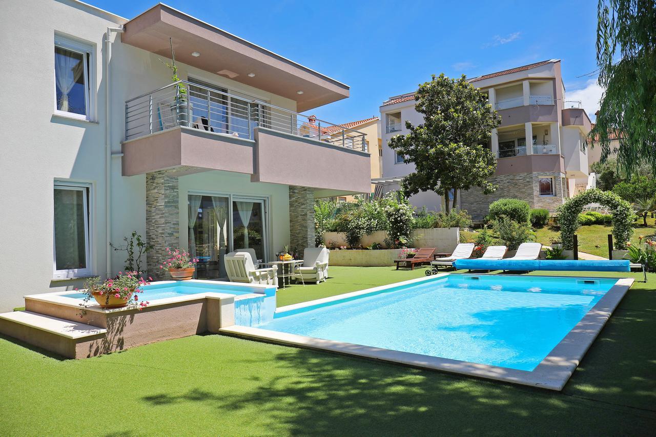 Apartments Mirakul Zadar Eksteriør bilde